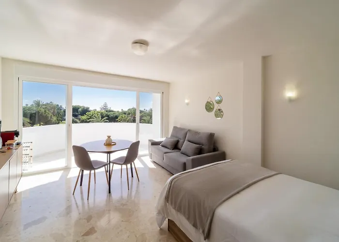 Estudio Coronado Piscina Y Playa * Marbella